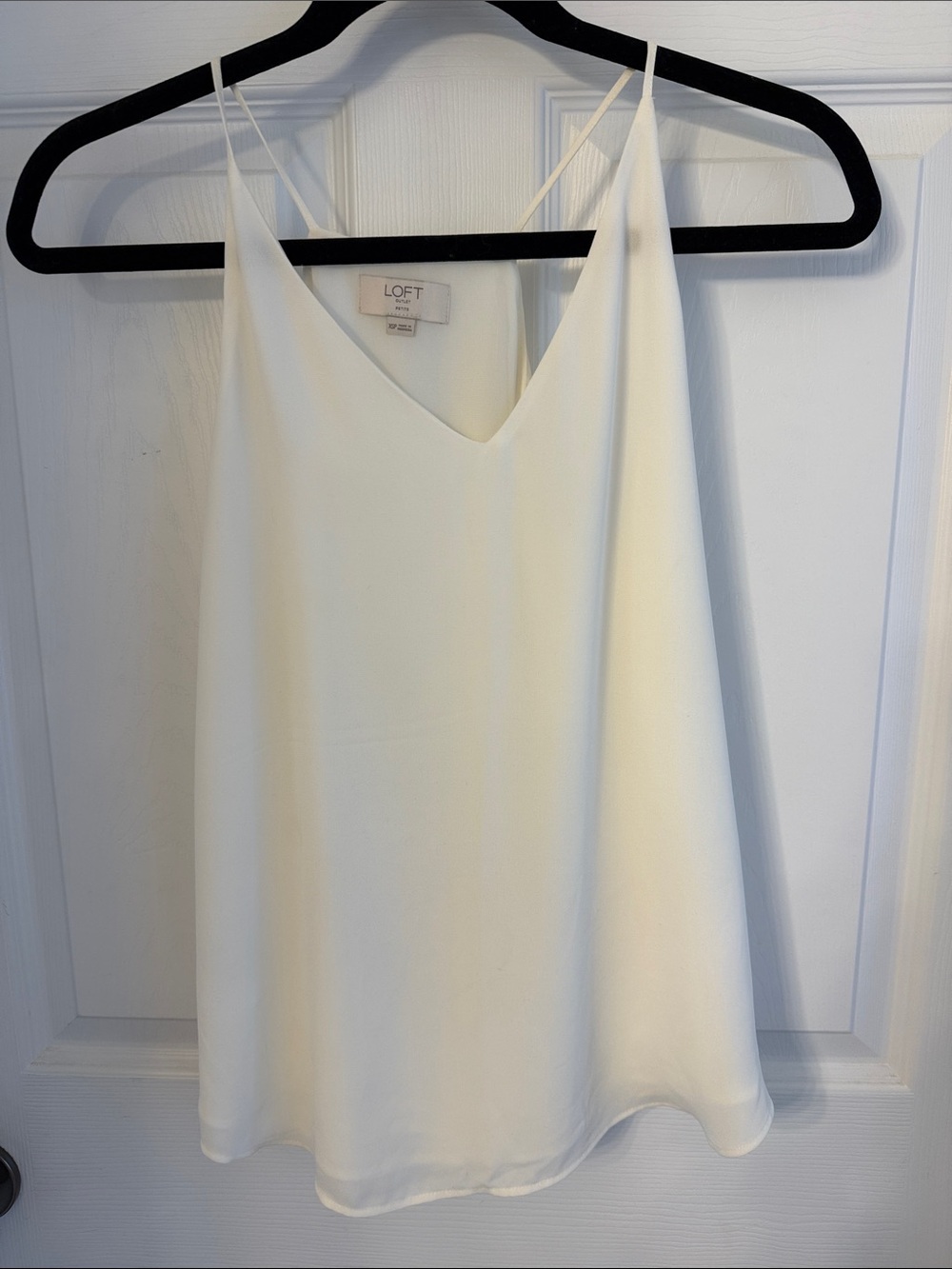 LOFT Ivory V Neck Camisole Tank Top - Size XS PETITE